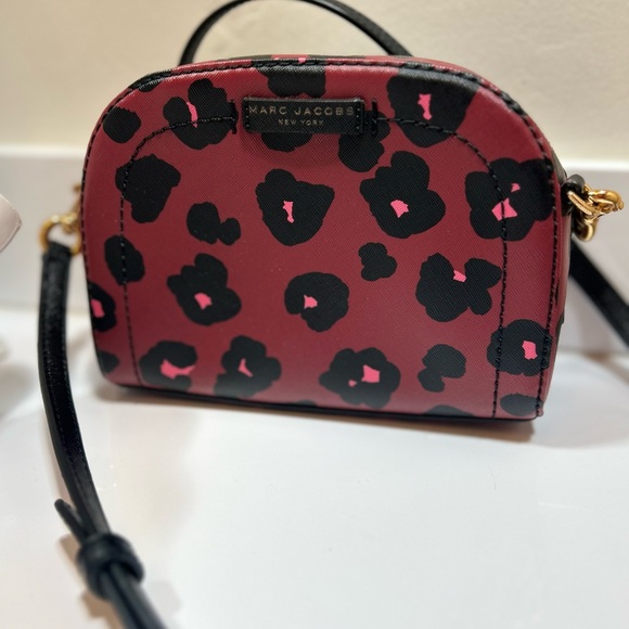 Marc Jacobs NY Playback Leopard Print Crossbody - Picture 6 of 6